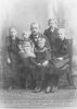 Johan Andresen med de 5 børn